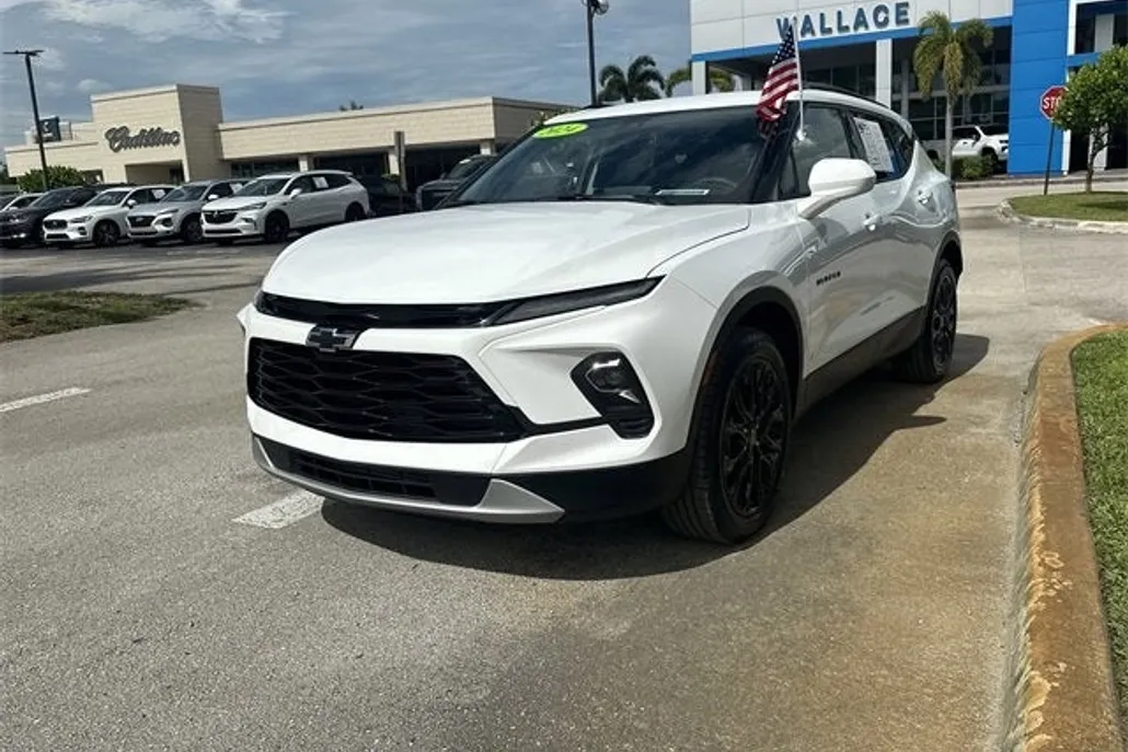 2024 Chevrolet Blazer 2LT photo 1