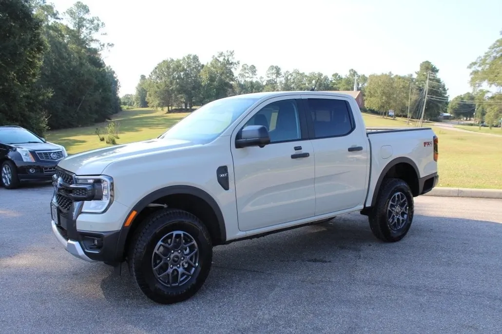 2025 Ford Ranger XLT photo 1