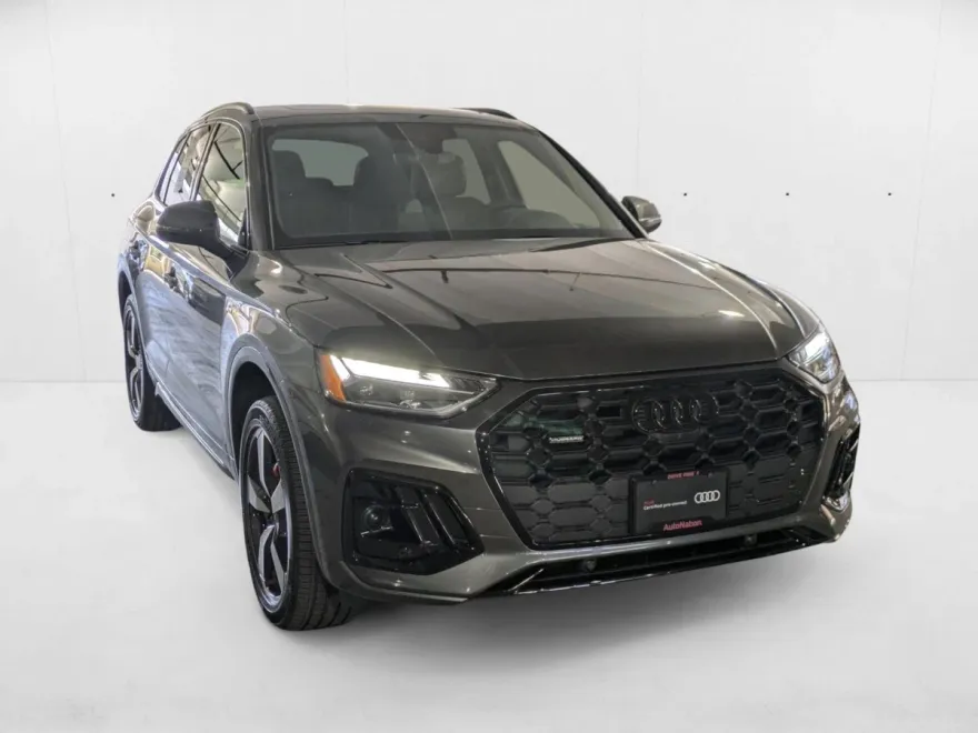 2024 Audi Q5 45 S line Premium Plus photo 1
