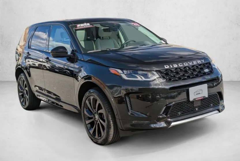 2025 Land Rover Discovery Sport S photo 1