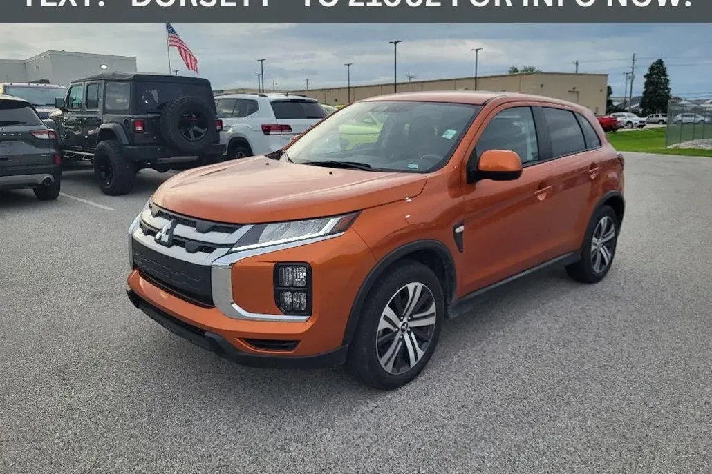 2024 Mitsubishi Outlander Sport ES photo 1