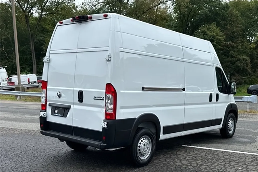 2024 Ram ProMaster 3500 photo 1