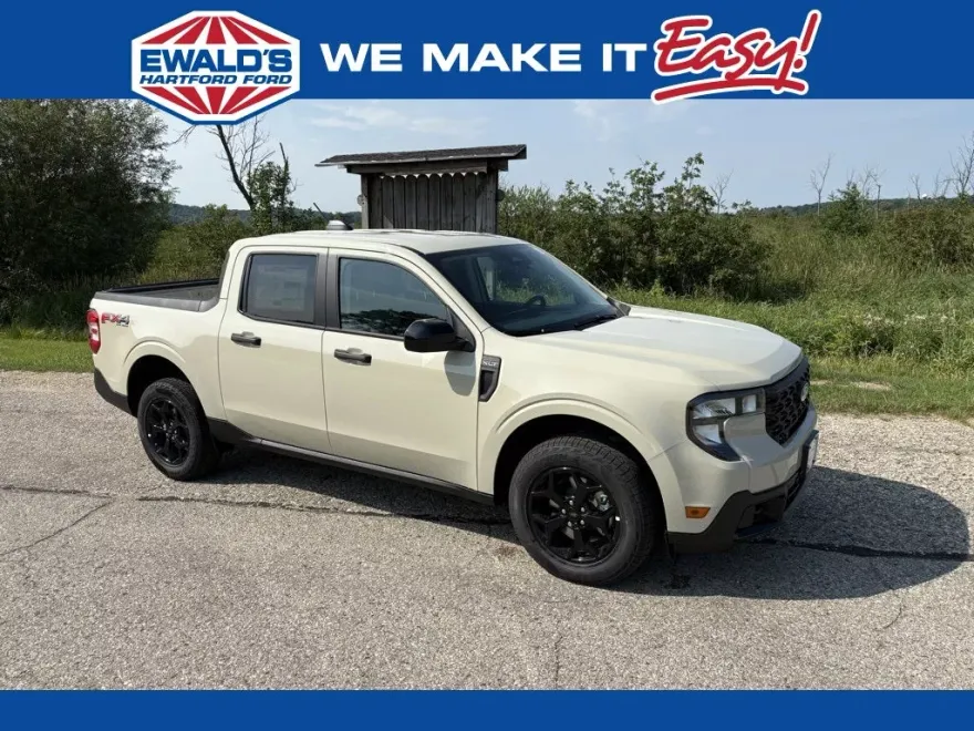 2025 Ford Maverick XLT photo 1
