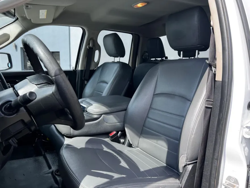 2018 Ram 1500 Tradesman photo 1