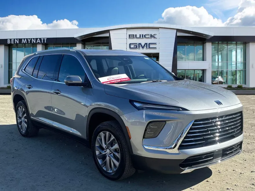 2025 Buick Enclave Preferred photo 1