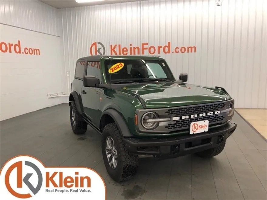 2023 Ford Bronco Badlands photo 1
