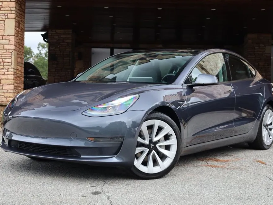 2023 Tesla Model 3 photo 1