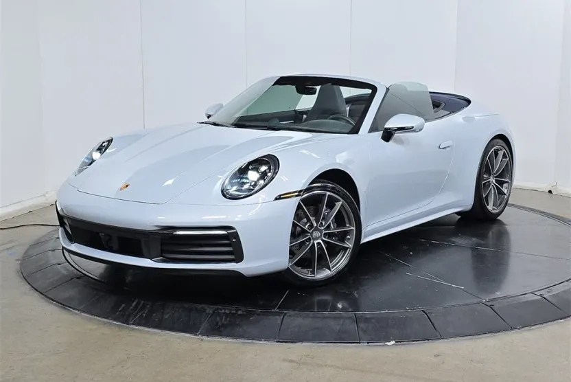 2024 Porsche 911 4 Cabriolet photo 1