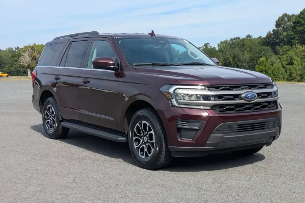 2024 Ford Expedition XLT photo 1