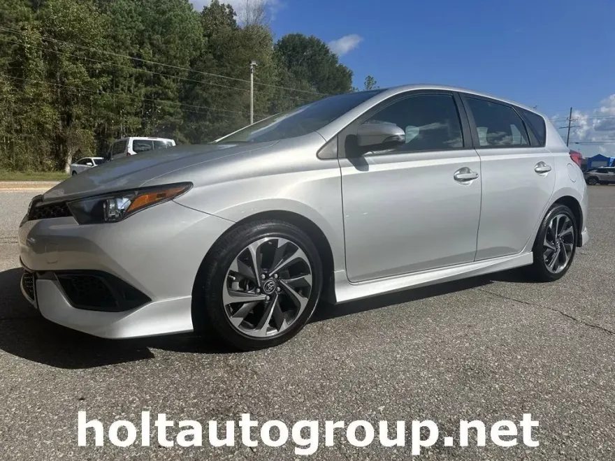 2018 Toyota Corolla iM Base photo 1