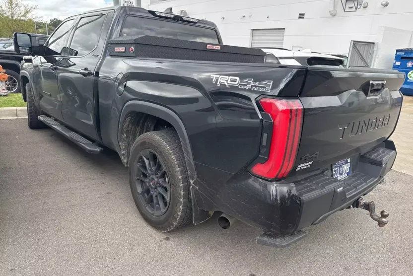 2024 Toyota Tundra Limited photo 1