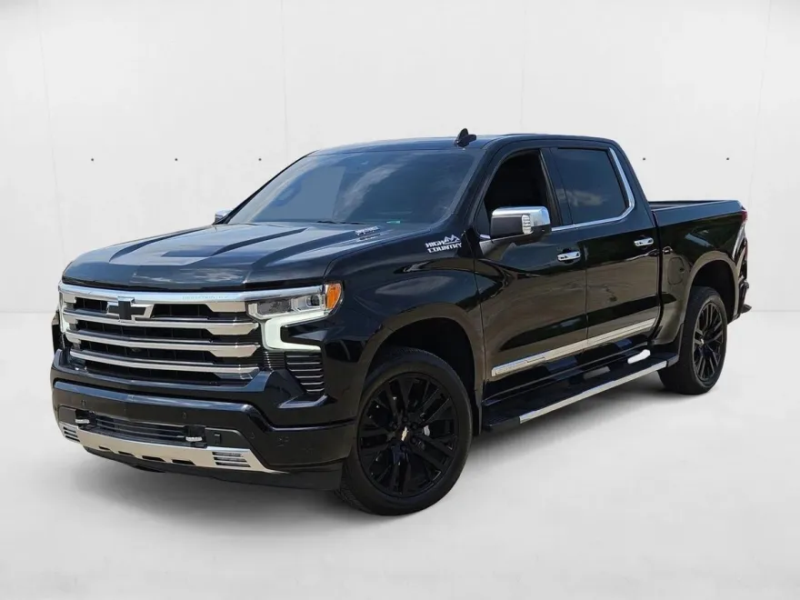 2023 Chevrolet Silverado 1500 High Country photo 1
