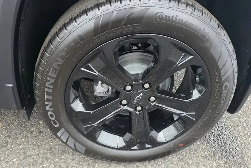 2026 Chevrolet Equinox LT photo 1