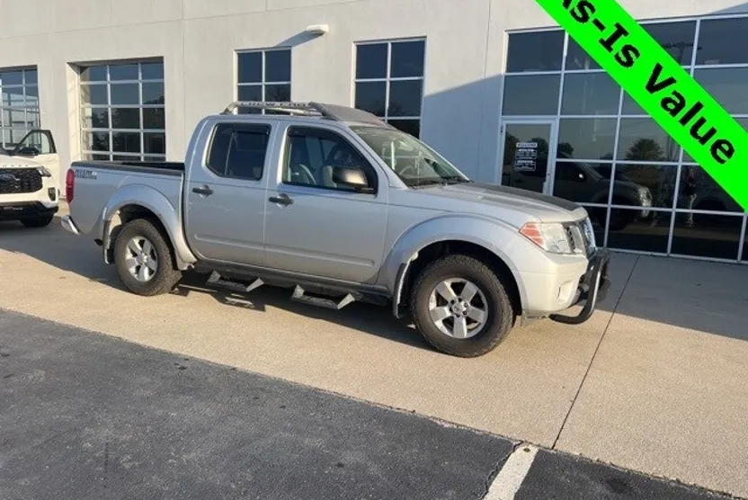 2013 Nissan Frontier SV photo 1