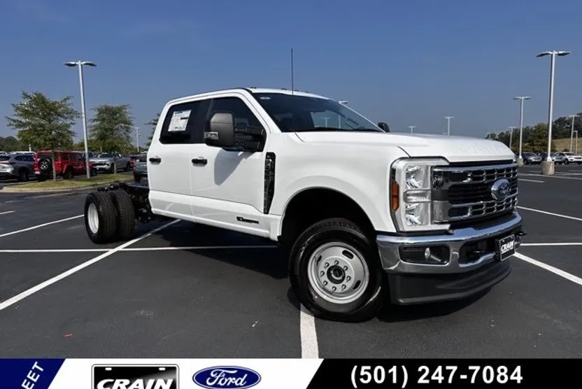 2024 Ford F-350 photo 1