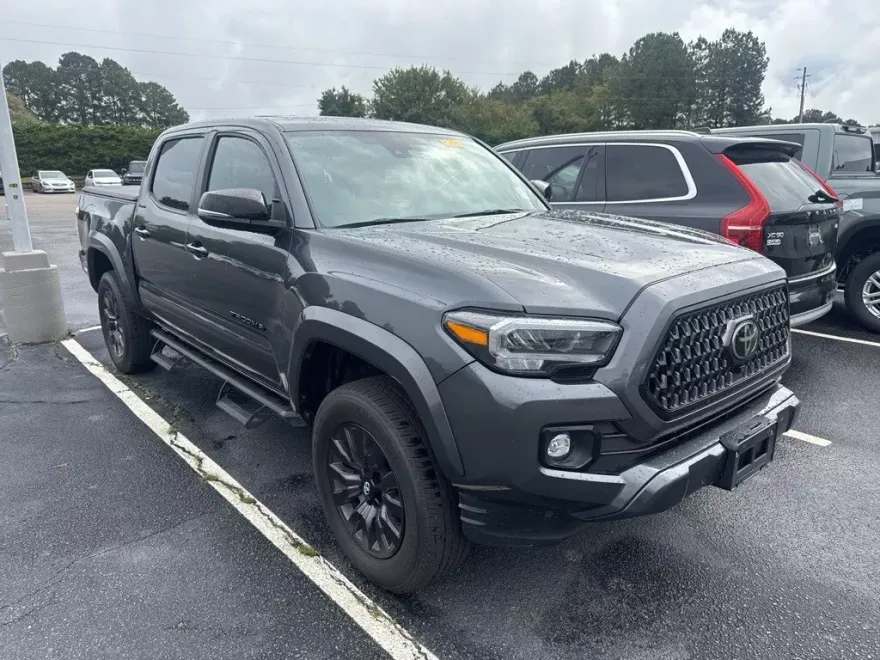 2023 Toyota Tacoma Limited photo 1