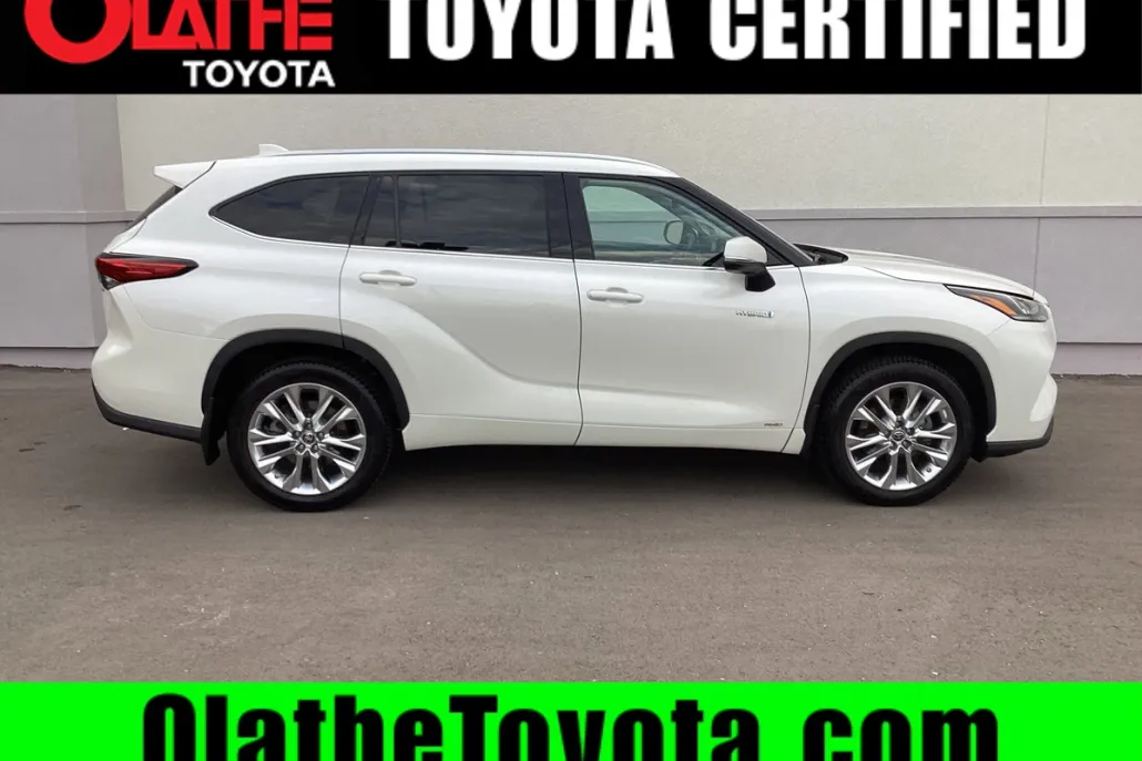 2021 Toyota Highlander Hybrid Limited photo 1