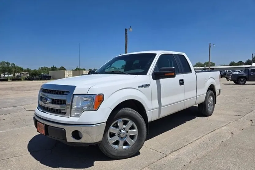 2014 Ford F-150 XLT photo 1