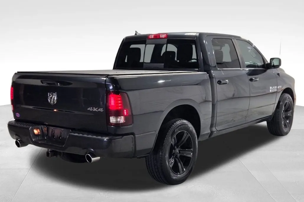 2015 Ram 1500 Sport photo 1