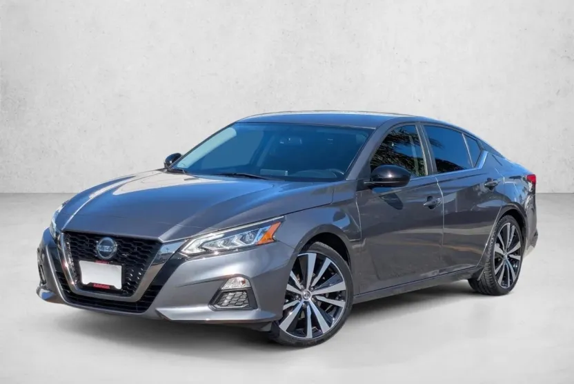 2019 Nissan Altima 2.5 SR photo 1