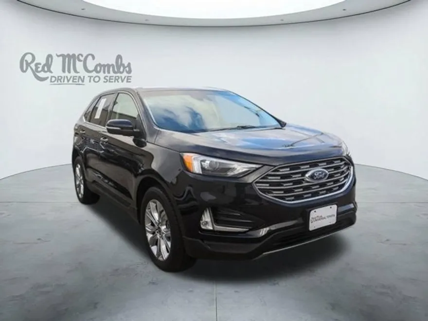2024 Ford Edge Titanium photo 1