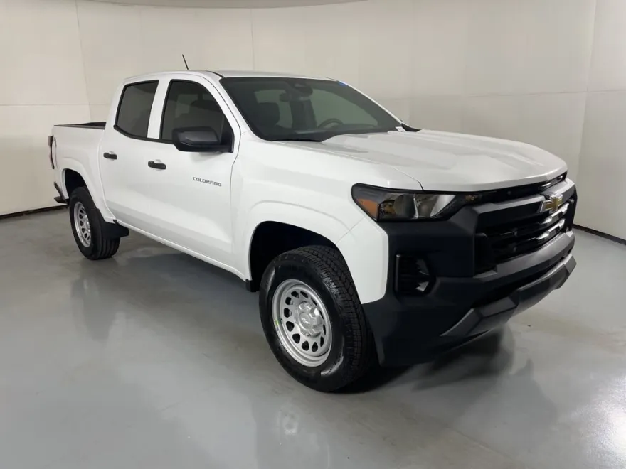 2026 Chevrolet Colorado Work Truck photo 1