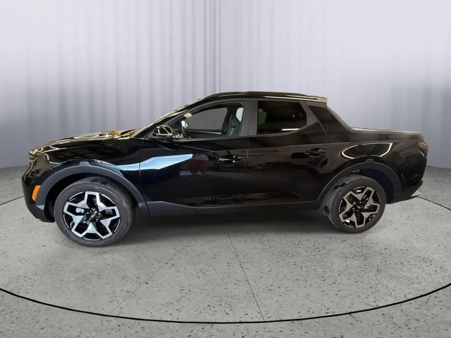 2024 Hyundai Santa Cruz Limited photo 1
