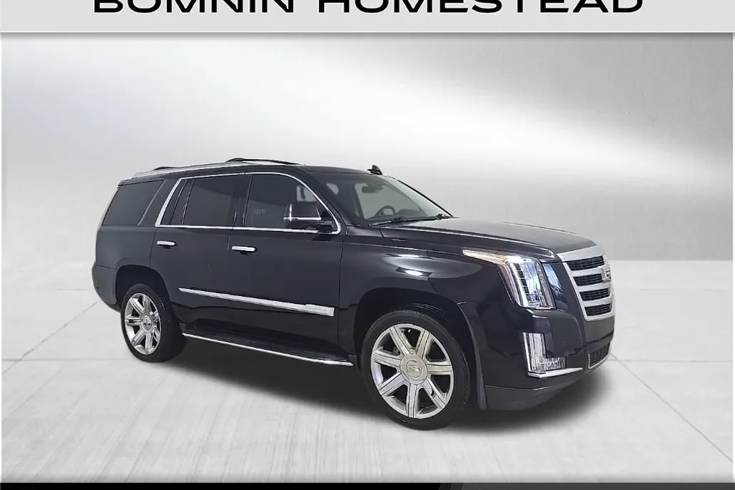 2019 Cadillac Escalade Luxury photo 1