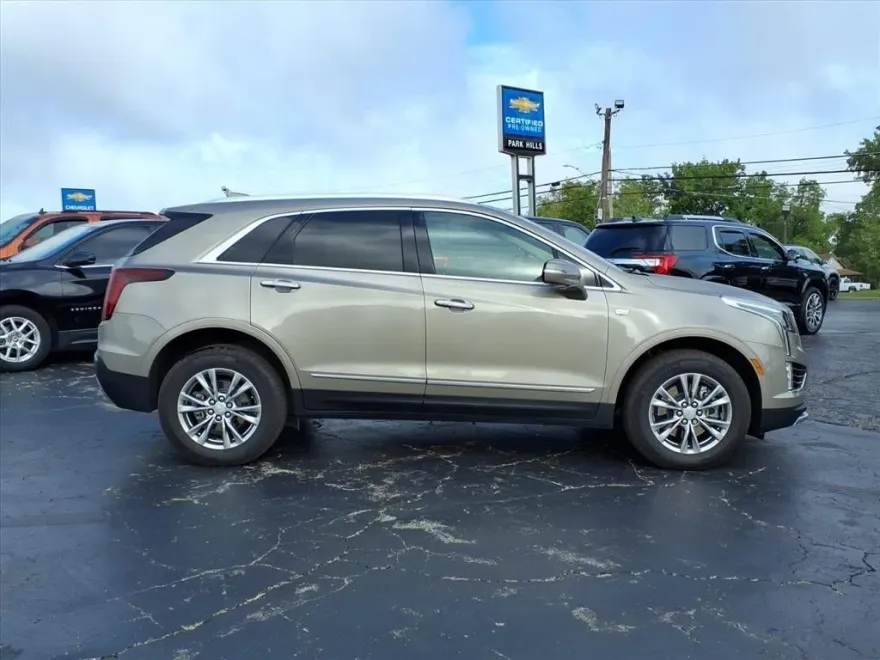 2023 Cadillac XT5 Premium Luxury photo 1