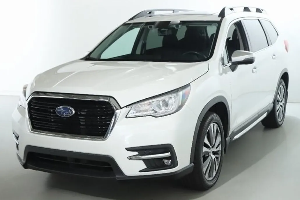 2022 Subaru Ascent Touring photo 1