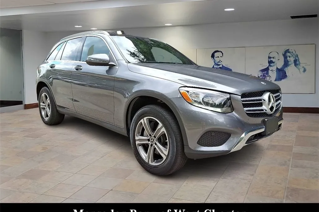 2019 Mercedes Benz GLC 300 4MATIC photo 1