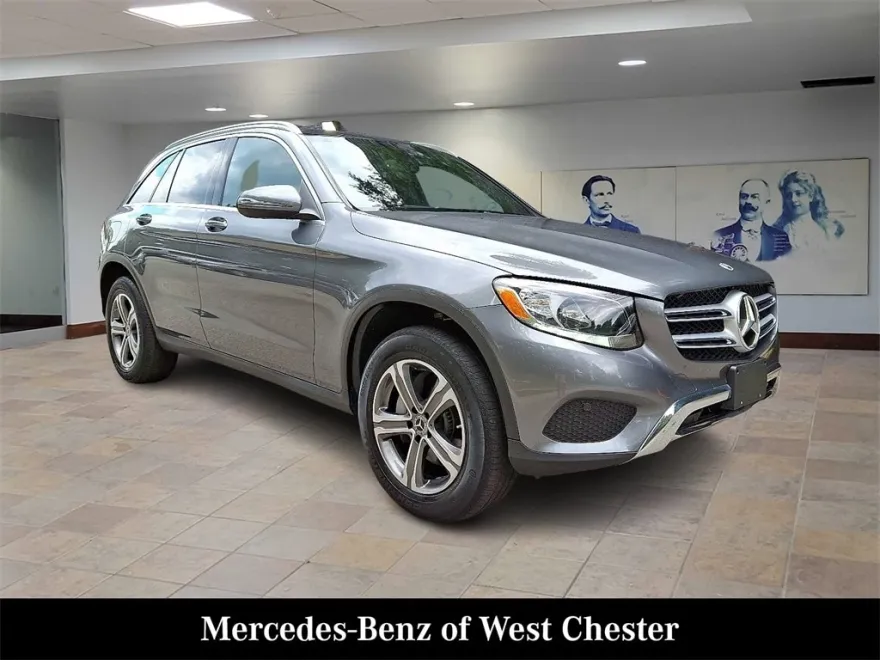 2019 Mercedes Benz GLC 300 4MATIC photo 1