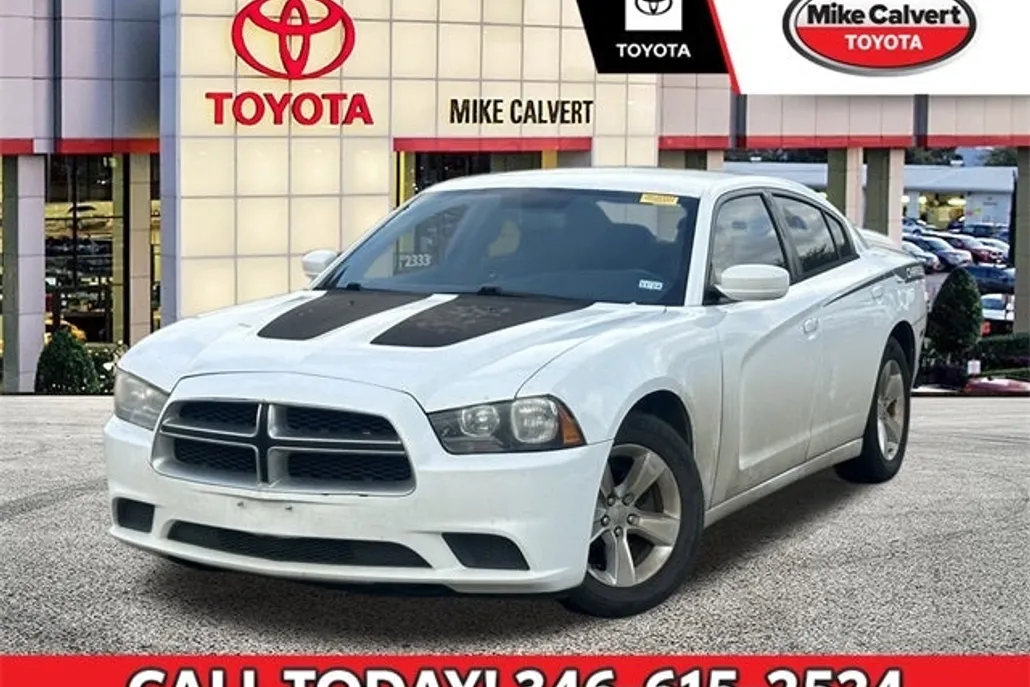 2013 Dodge Charger SE photo 1