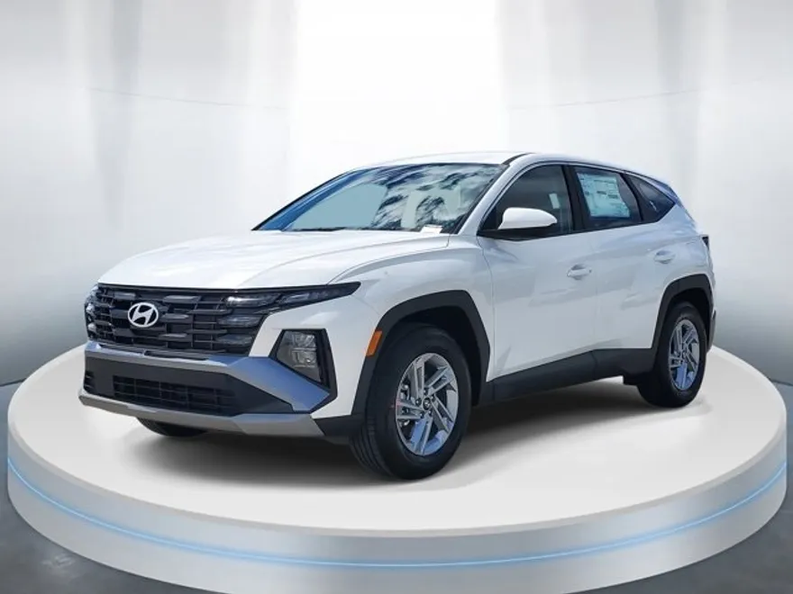 2026 Hyundai Tucson SE photo 1