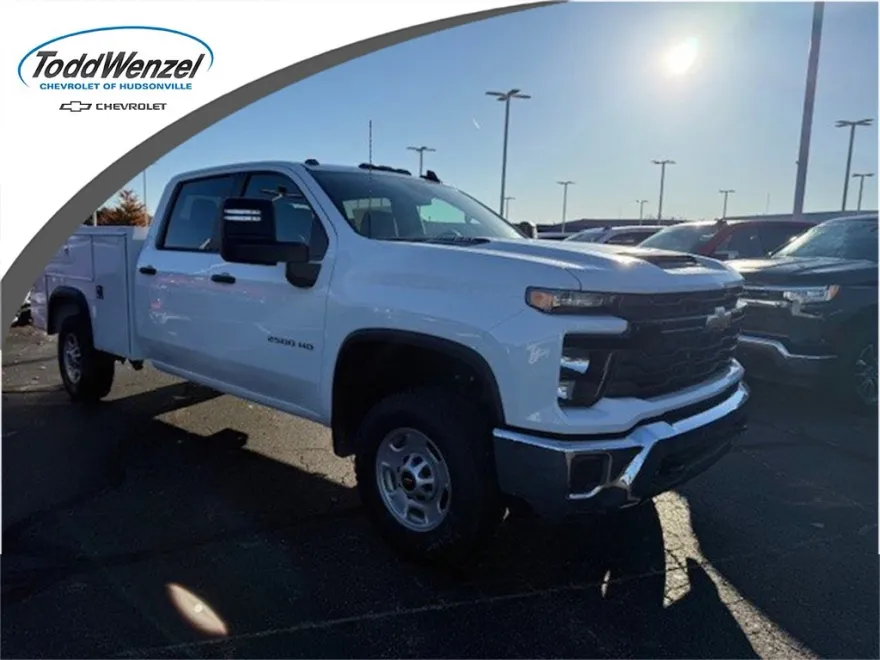 2024 Chevrolet Silverado 2500HD photo 1