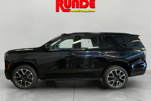 2025 Chevrolet Tahoe RST photo 1