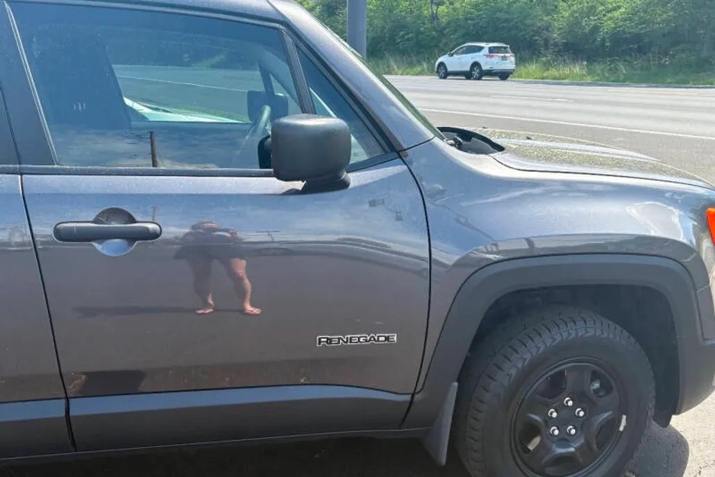 2018 Jeep Renegade Sport photo 1