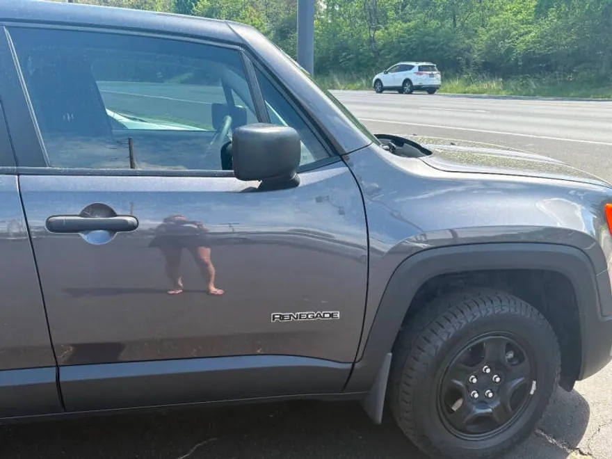 2018 Jeep Renegade Sport photo 1