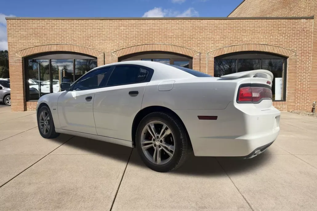 2013 Dodge Charger R/T Max AWD photo 1