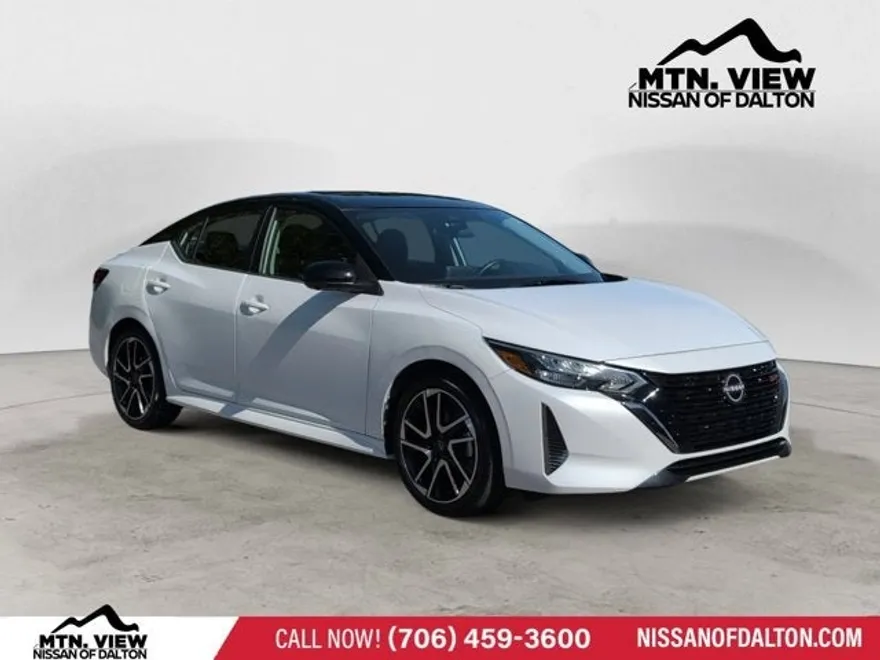 2024 Nissan Sentra SR photo 1