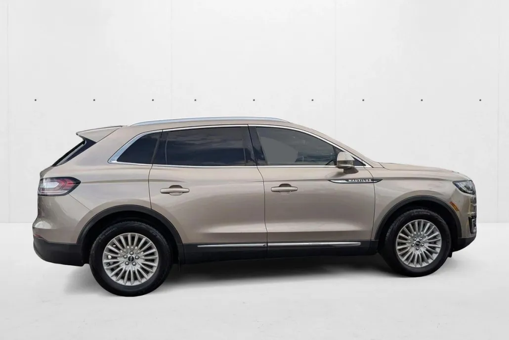 2019 Lincoln Nautilus Standard photo 1