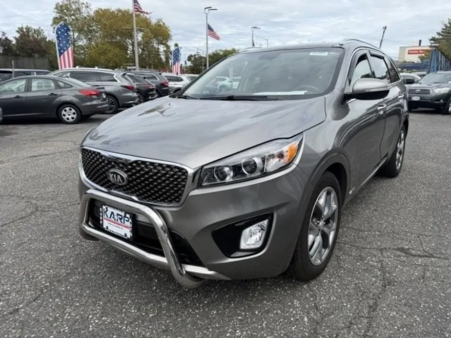 2016 Kia Sorento SX photo 1