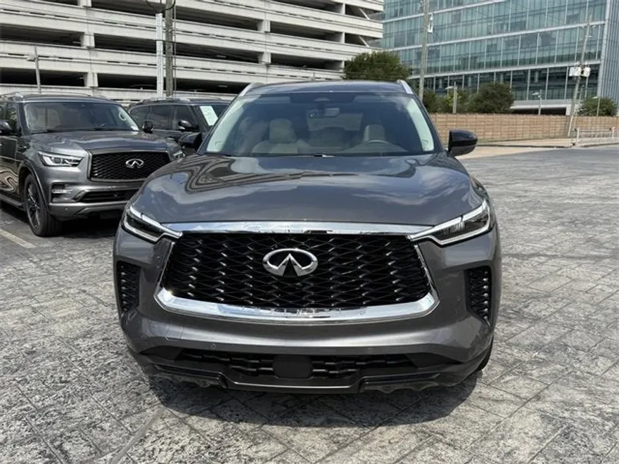 2025 Infiniti QX60 Luxe photo 1