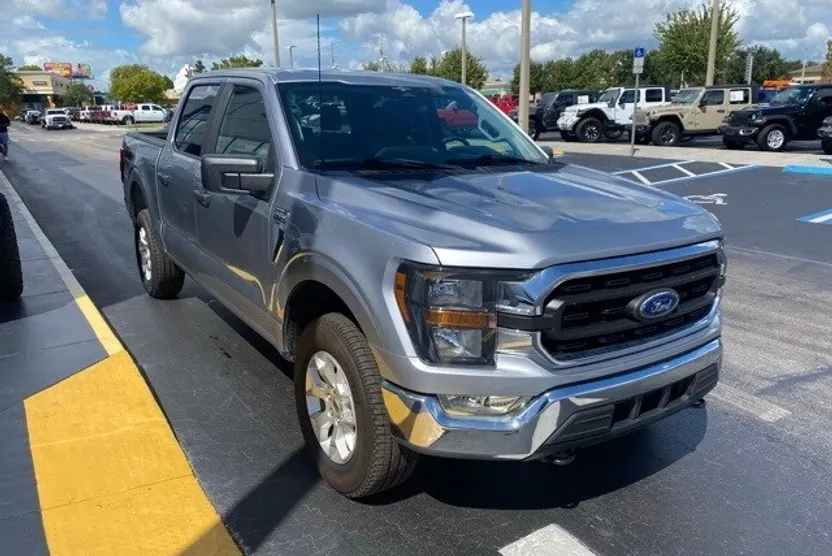 2023 Ford F-150 XLT photo 1