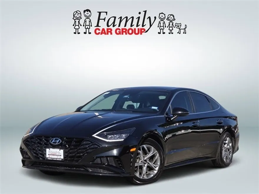 2022 Hyundai Sonata SEL photo 1
