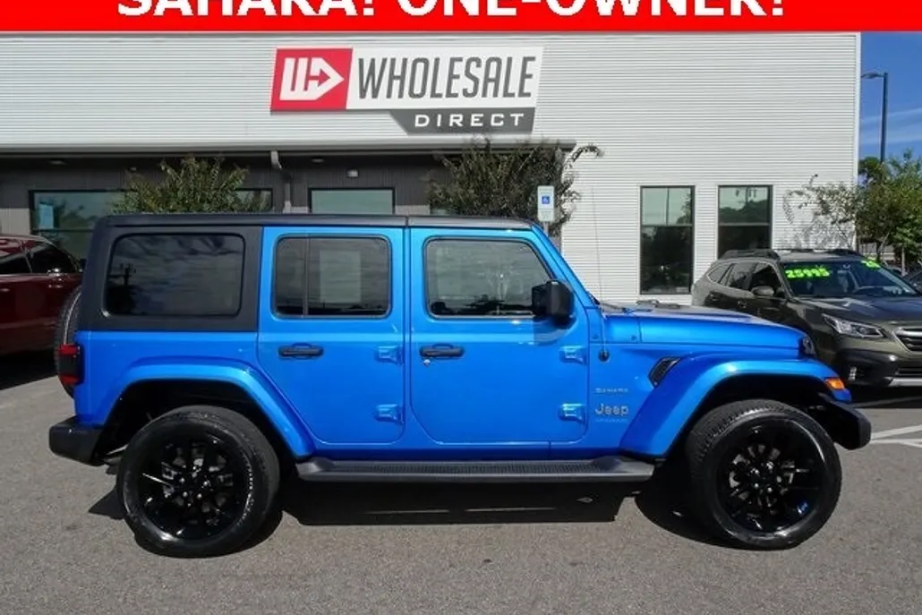 2022 Jeep Wrangler Unlimited 4xe Sahara photo 1