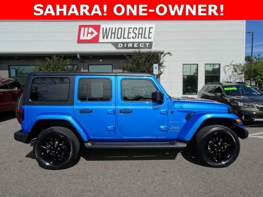 2022 Jeep Wrangler Unlimited 4xe Sahara photo 1