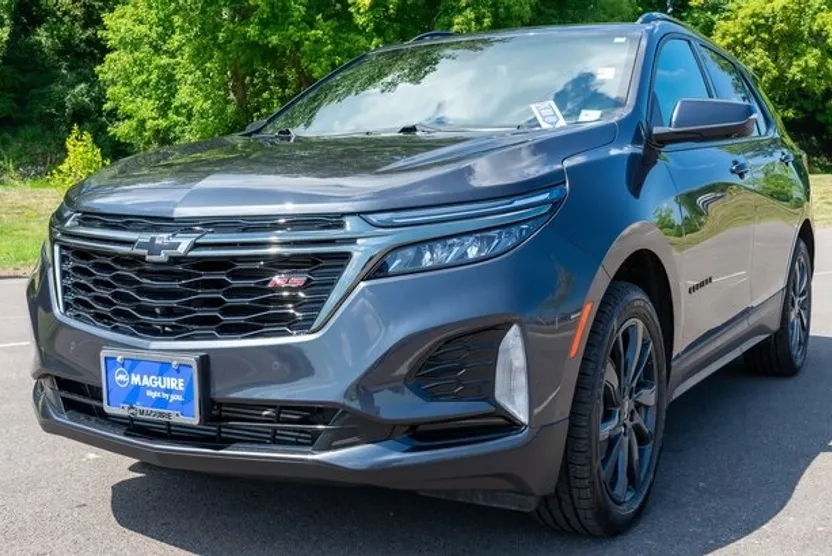 2022 Chevrolet Equinox RS photo 1
