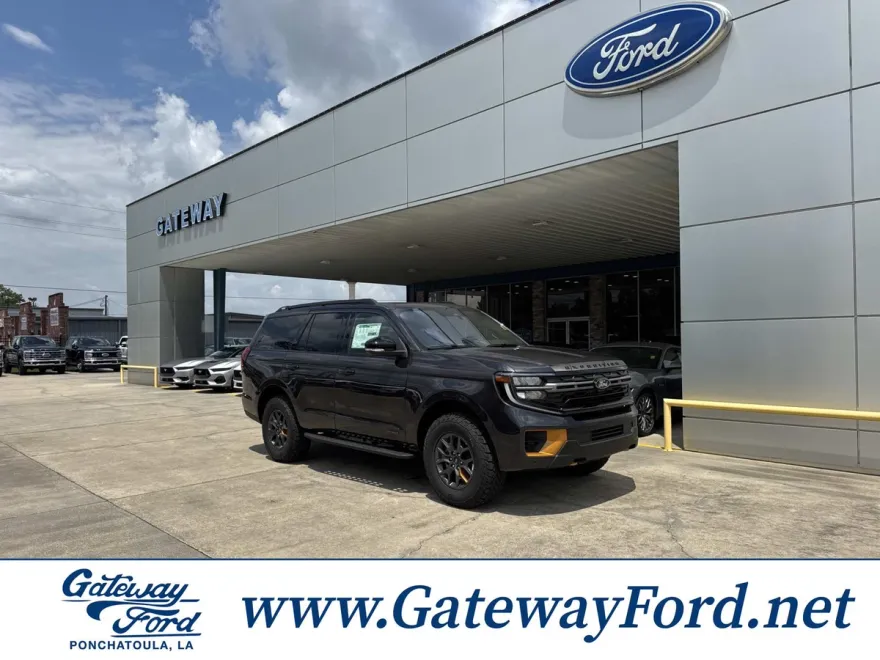2025 Ford Expedition photo 1