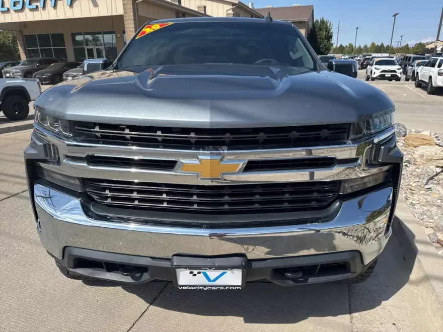 2020 Chevrolet Silverado 1500 LT photo 1